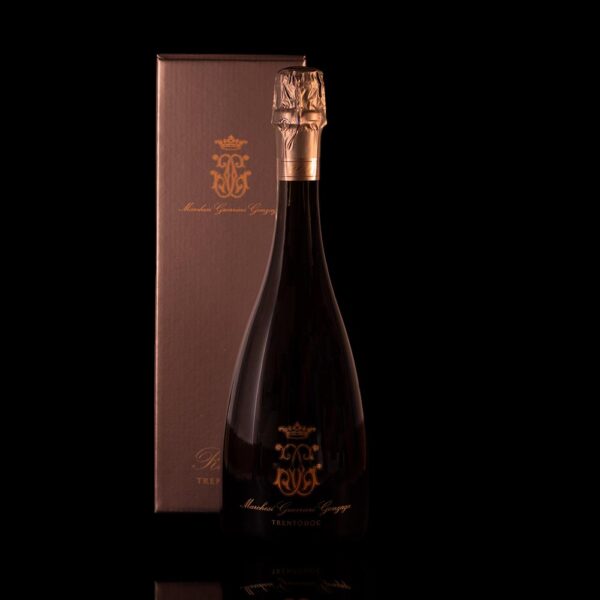 “Cuvèe Pietra” Trento D.O.C. 2019 sboccatura 2023 riserva millesimato blanc de blancs brut Tenuta San Leonardo Marchesi Guerrieri Gonzaga (Trentino) con confezione 0,75 lt