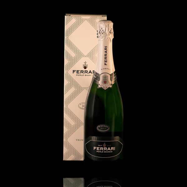 Ferrari "Perlé Bianco" Trento D.O.C. brut Riserva 2016 sboccatura 2023 con astuccio F.lli Lunelli Cantine Ferrari 0,75 lt